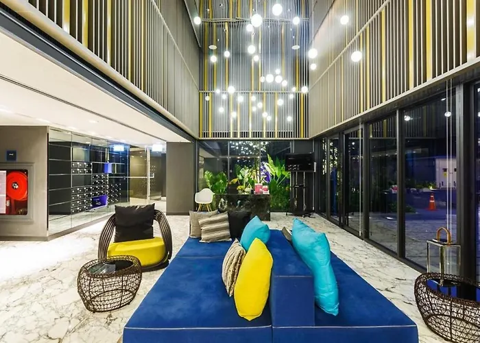 The Deck Patong By Vip