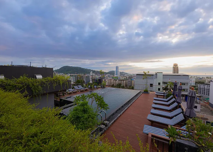 Rak Elegant Hotel Patong